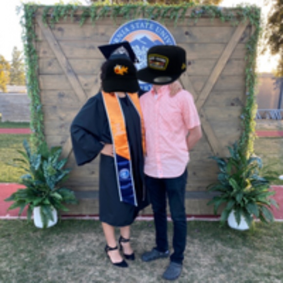 Make me an offer ! - Picture 2 of 2